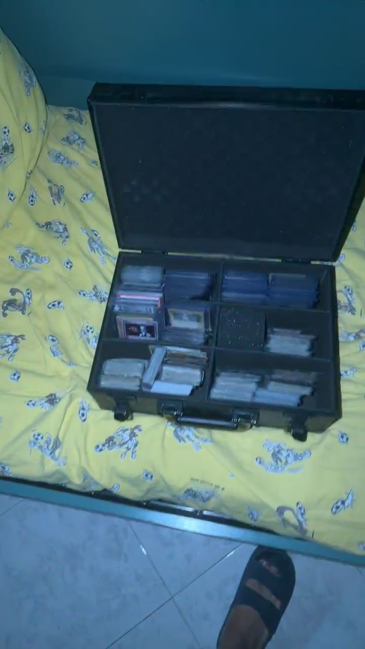 Pokémon Trading Cards image 1