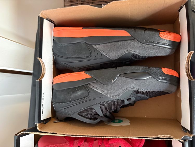 Immagine del prodotto Other Black And Orange Sneakers