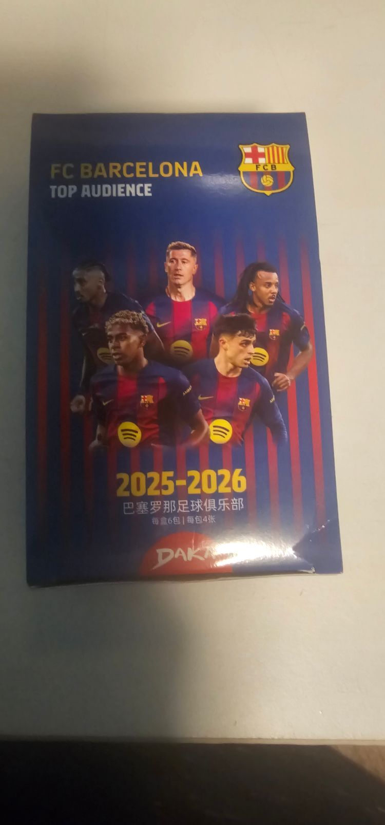 FC Barcelona 1x cajita daka de case Fc Barcelona 2025-2026 Top Audience Collectible  product image