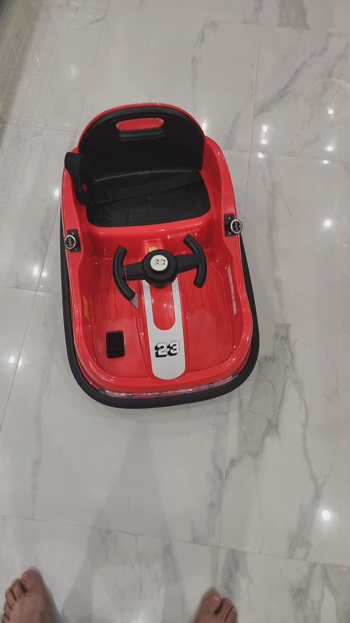 Immagine di Pumpii Ride-On Car 12V 1