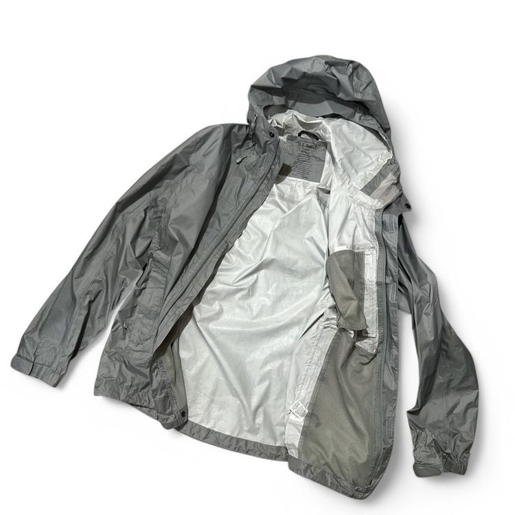 Immagine di L.L.Bean Men'S Gray  Hooded Windbreaker Jacket 2