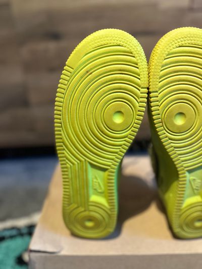 Nike Air Force 1 Off-White “Volts ” U.K. 9 5