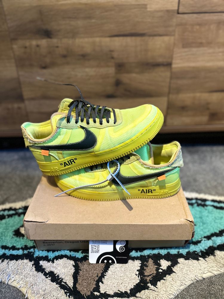 Nike Air Force 1 Off-White “Volts ” U.K. 9 2