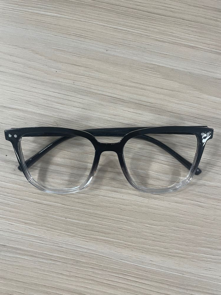 Black To Clear Gradient Eyeglasses