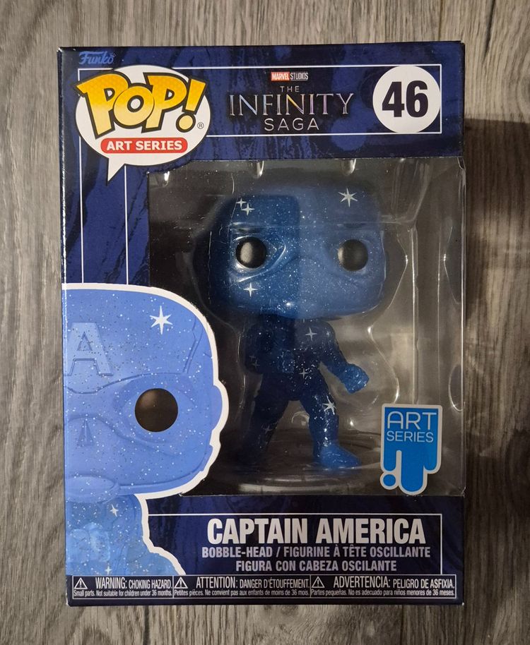 Funko Pop Art Series Captain America Bobble-Head