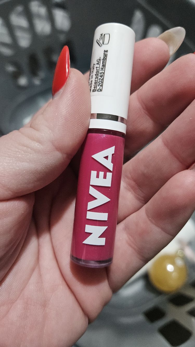 Nivea Nivea Lip Gloss product image