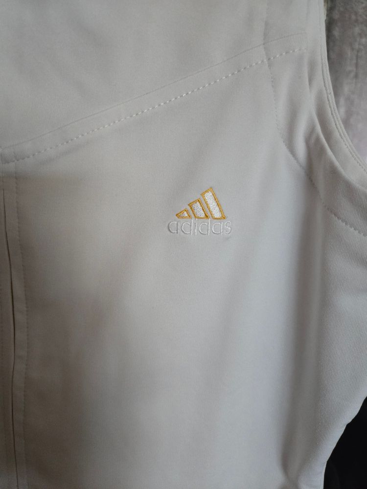 Adidas sleeveless top 2