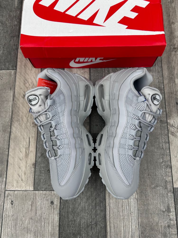 Immagine di Nike Air Max 95 OG BIG BUBBLE Trainers - ‘Triple Wolf Grey’ - Size UK 7,8.5,9  7