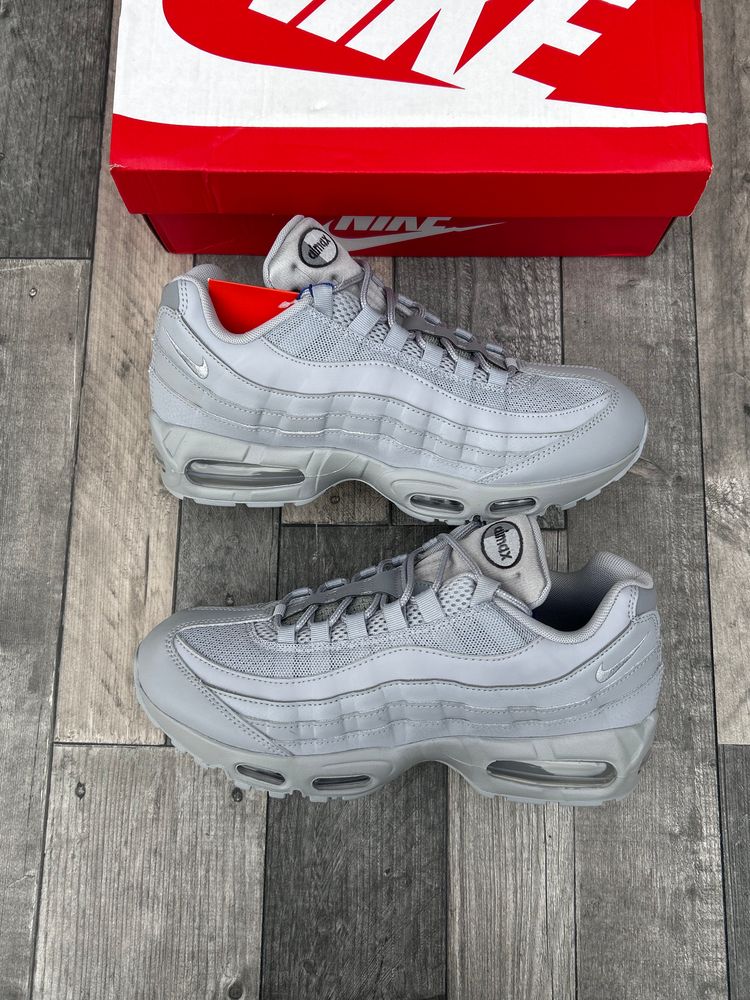 Immagine di Nike Air Max 95 OG BIG BUBBLE Trainers - ‘Triple Wolf Grey’ - Size UK 7,8.5,9  3