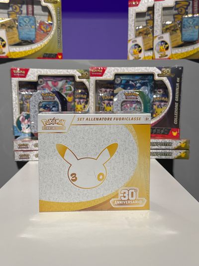 Pokémon 30Th Anniversary Trainer Set