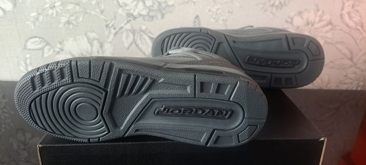 Jordan Spizike Low GS UK 3 EUR 35.5 Dark Grey Brand New Box No Lid image 5