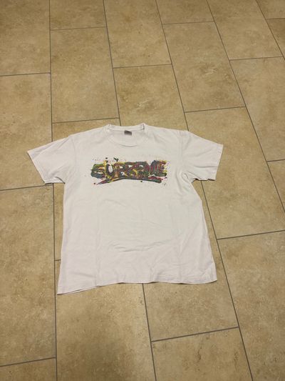 T-shirt supreme