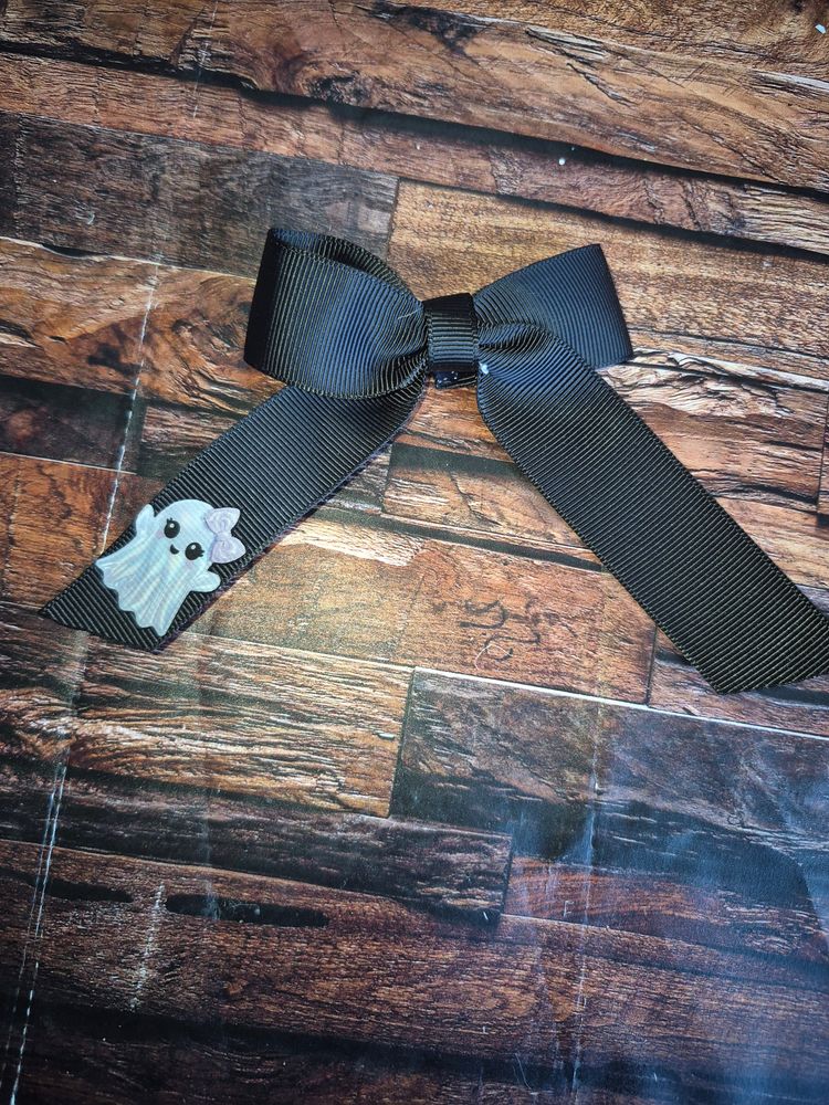 Cute ghost transfer bow