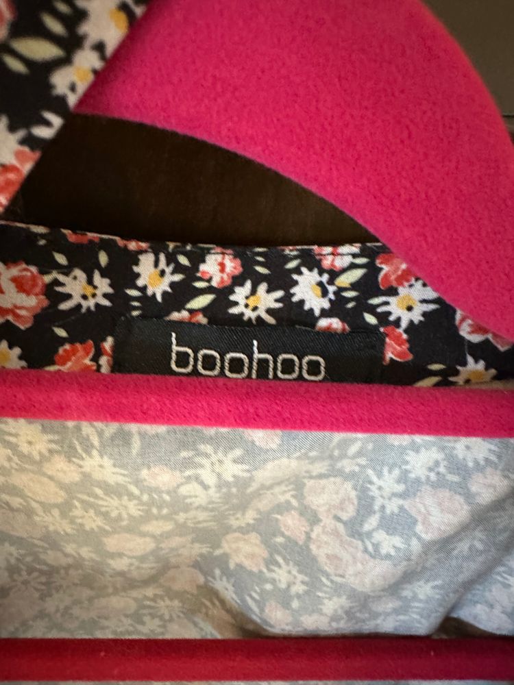 Boohoo flower dress  imagen 2