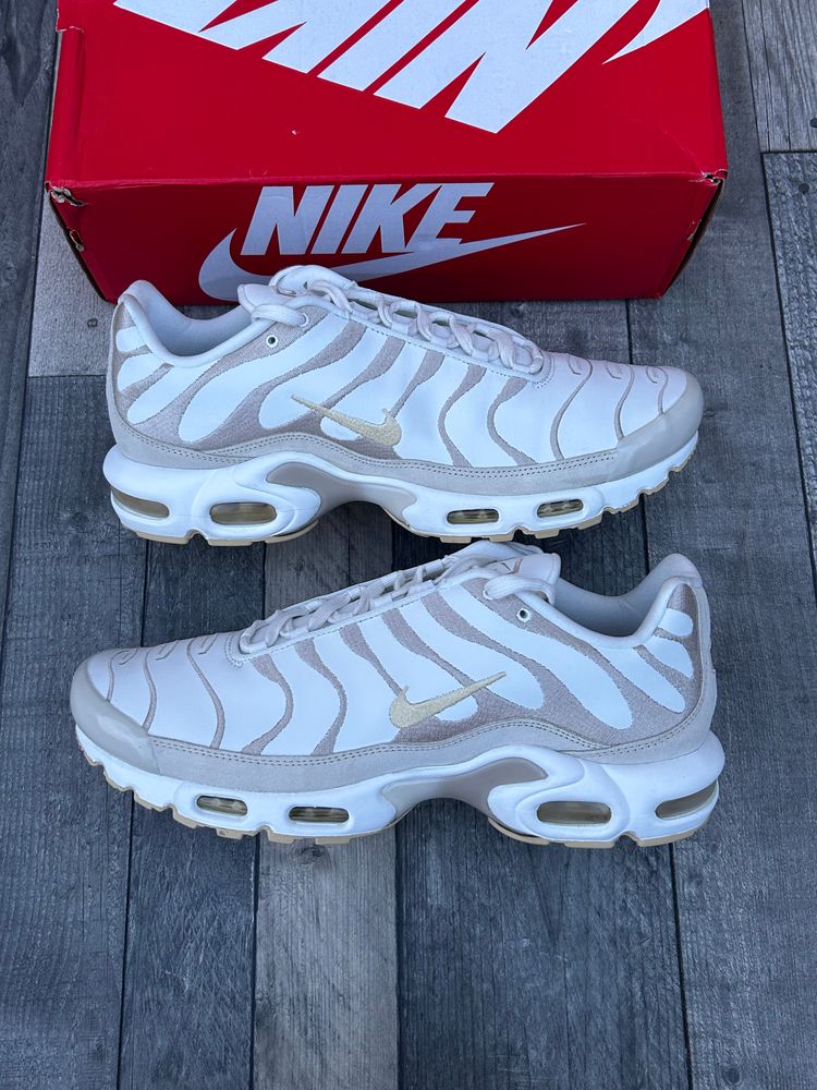 Nike Air Max Plus TN PRM Trainers - ‘Summit White Pale Vanilla’ - Size UK 10  3