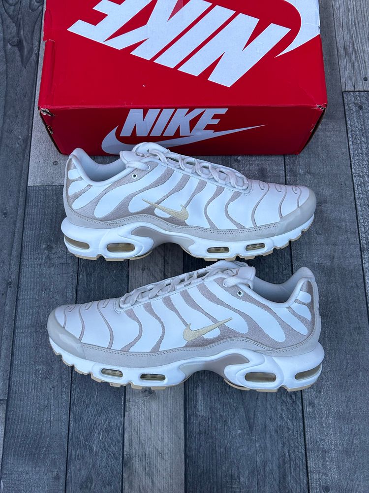 Nike Air Max Plus TN PRM Trainers - ‘Summit White Pale Vanilla’ - Size UK 10  2