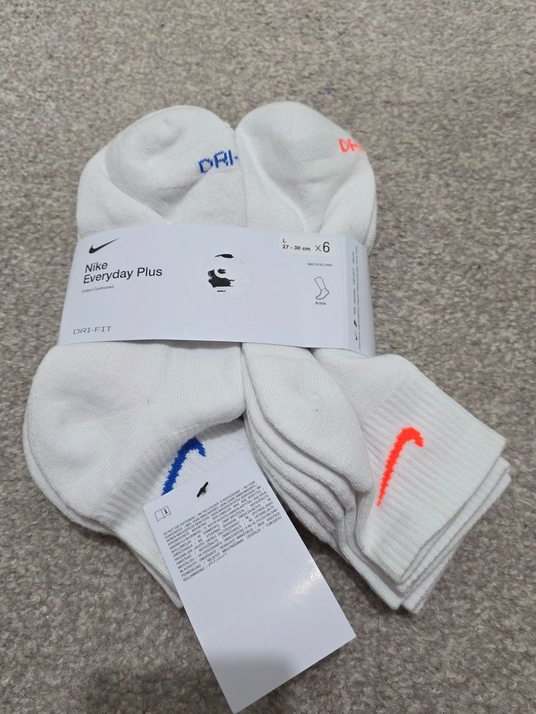 Nike Everyday Plus Socks image 3