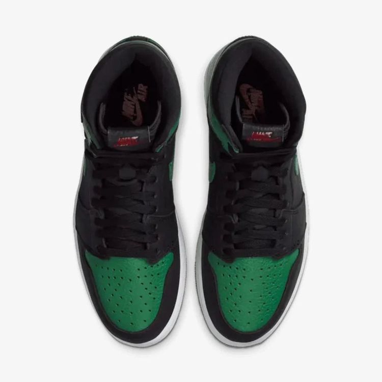 Air Jordan 1 Retro High Pine Green Black image 4