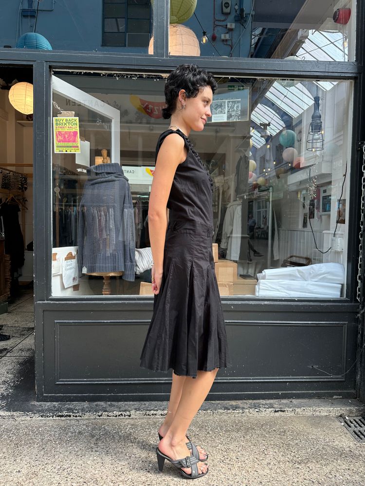 Immagine di black cotton drop waist wrap dress 2