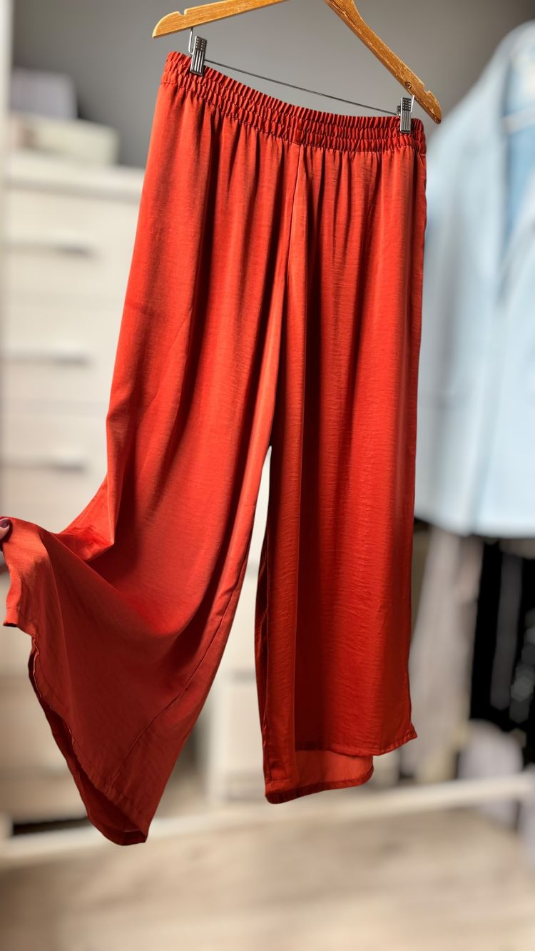 Pomarańczowe spodnie wide leg 46 