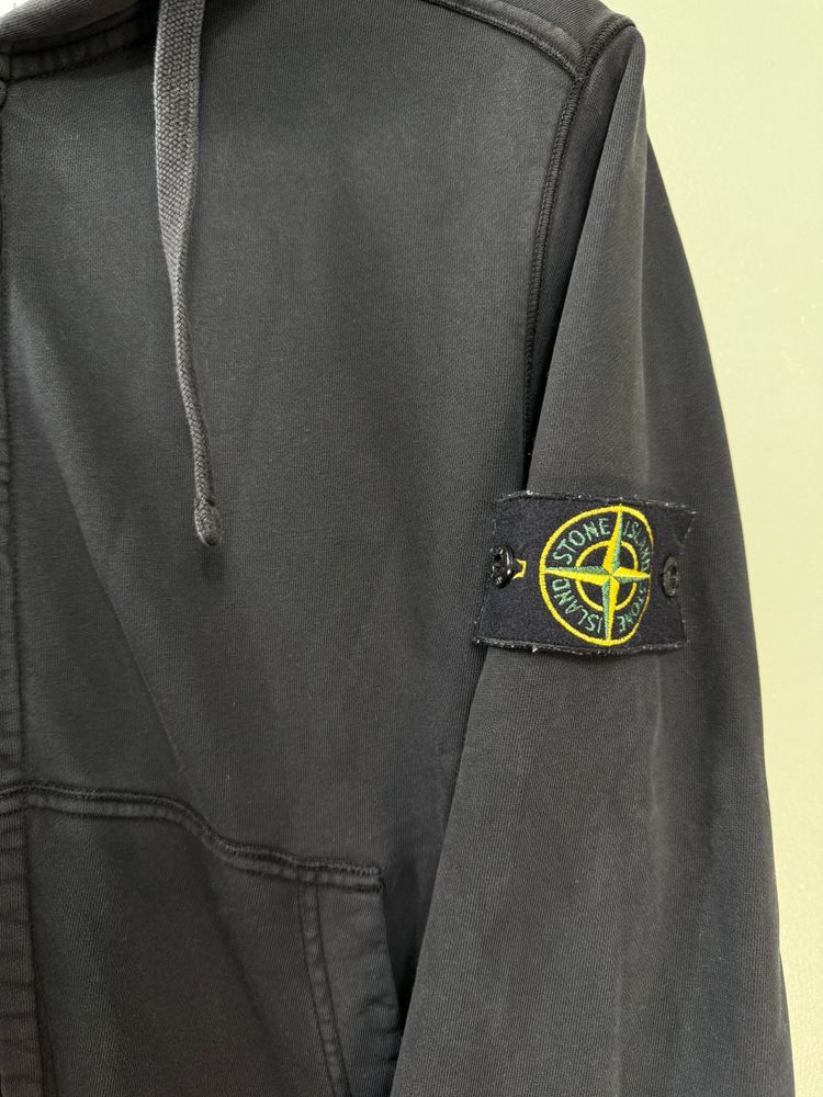 Stone Island Black Zipped Hoodie obraz 3