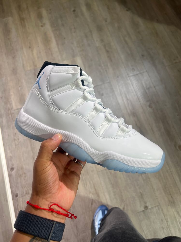 Nike Air Jordan 11 sneakers