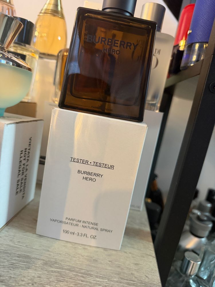 Burberry Hero Parfum Intense Natural Spray image 1