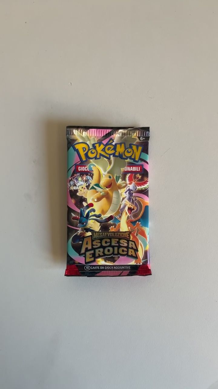 Pokemon Ascesa Eroica Booster Pack image 1