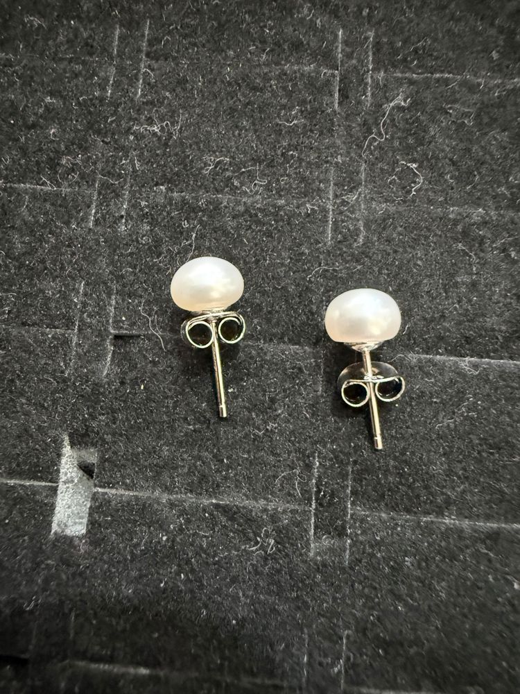 Freshwater Pearl Stud Earrings