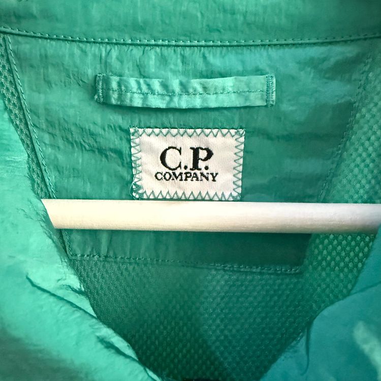 CP COMPANY Lens Chrome-R Overshirt | Green | XL P2P 23.5 (approx.) obraz 4
