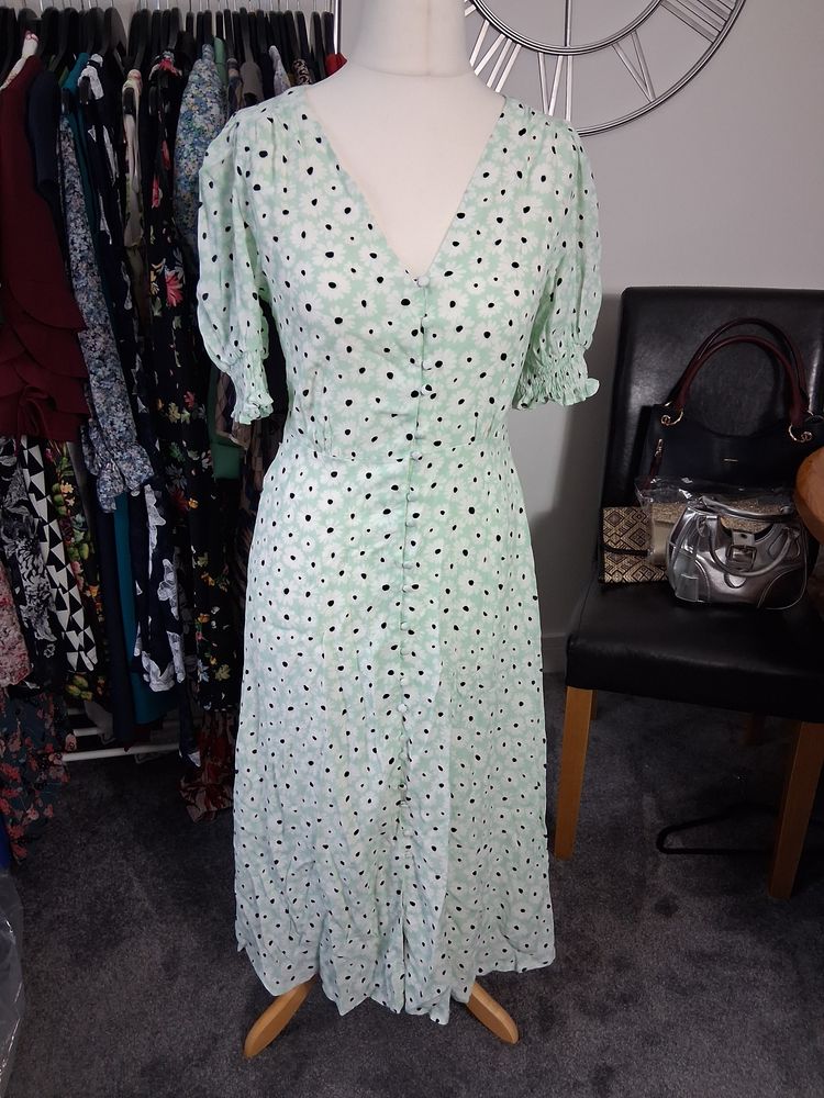 Oasis Dress