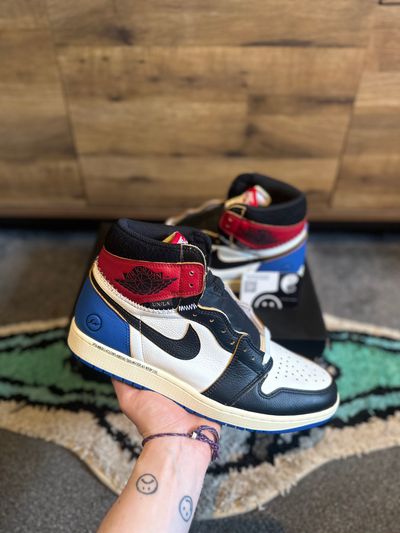 Jordan 1 Retro High OG SP “Fragment x Union LA Varsity Red Sport Royal” U.K. 11