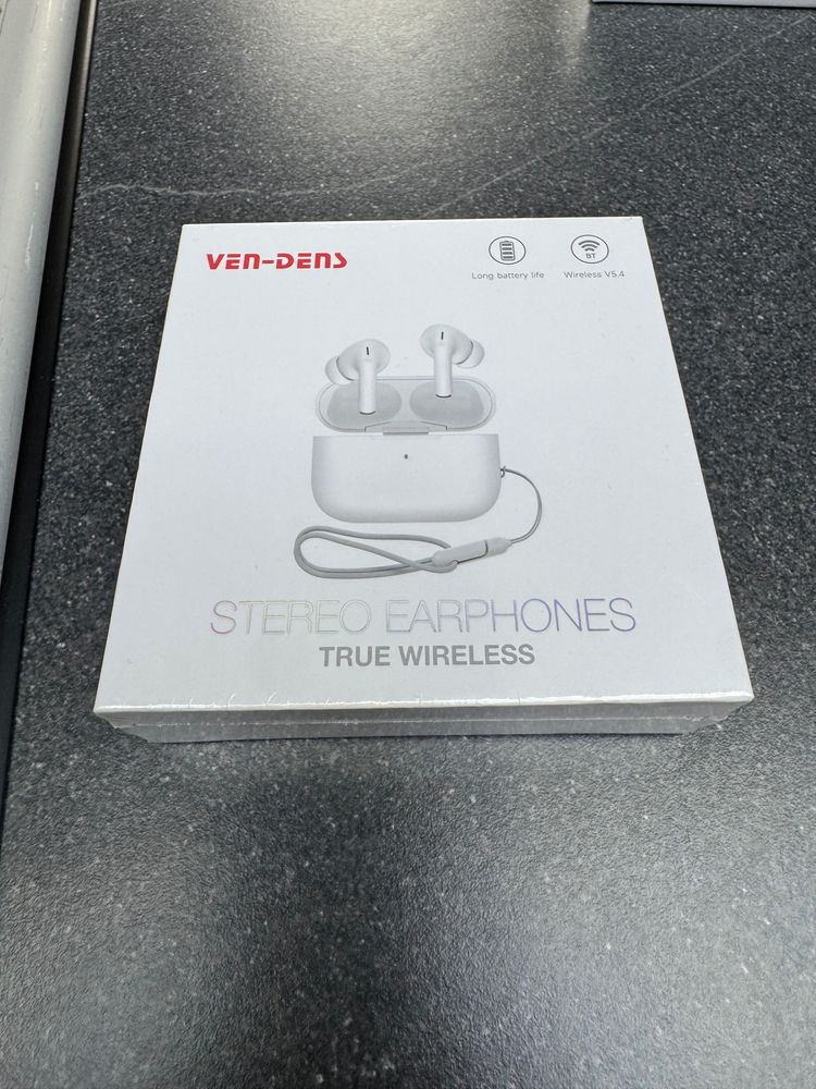 1-ONE Stereo earphones  product image