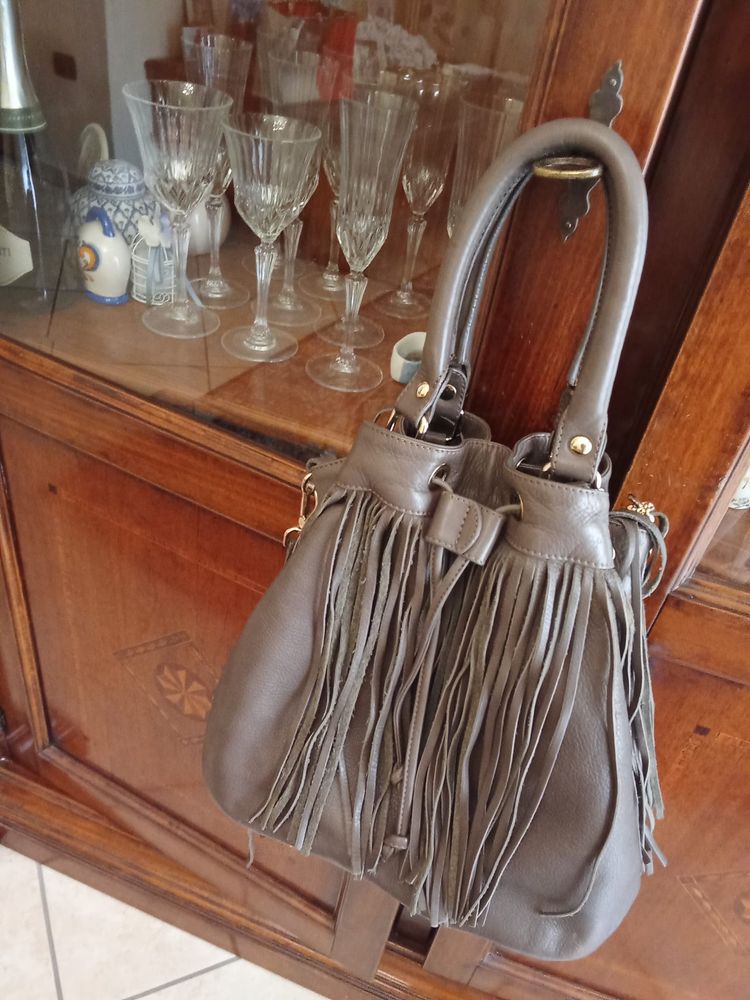 Fringed Leather Handbag farenella italia 2
