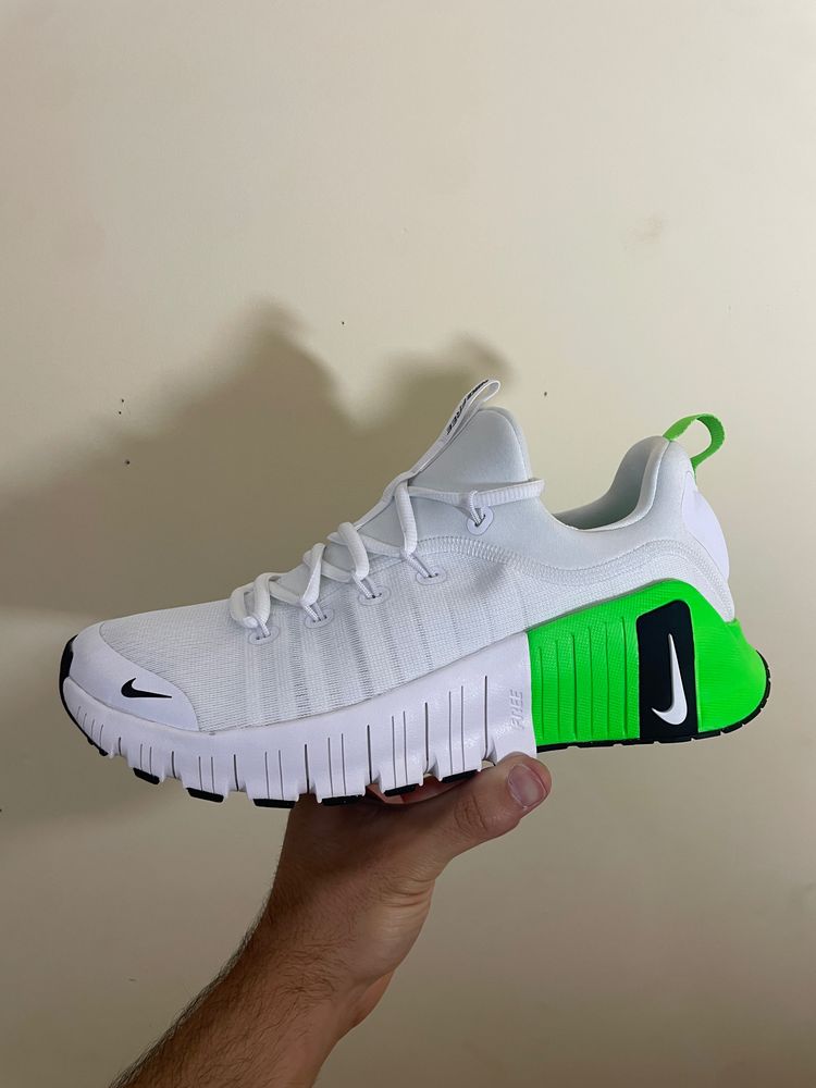 Nike Metcon 6. Verde y blanca. Nueva