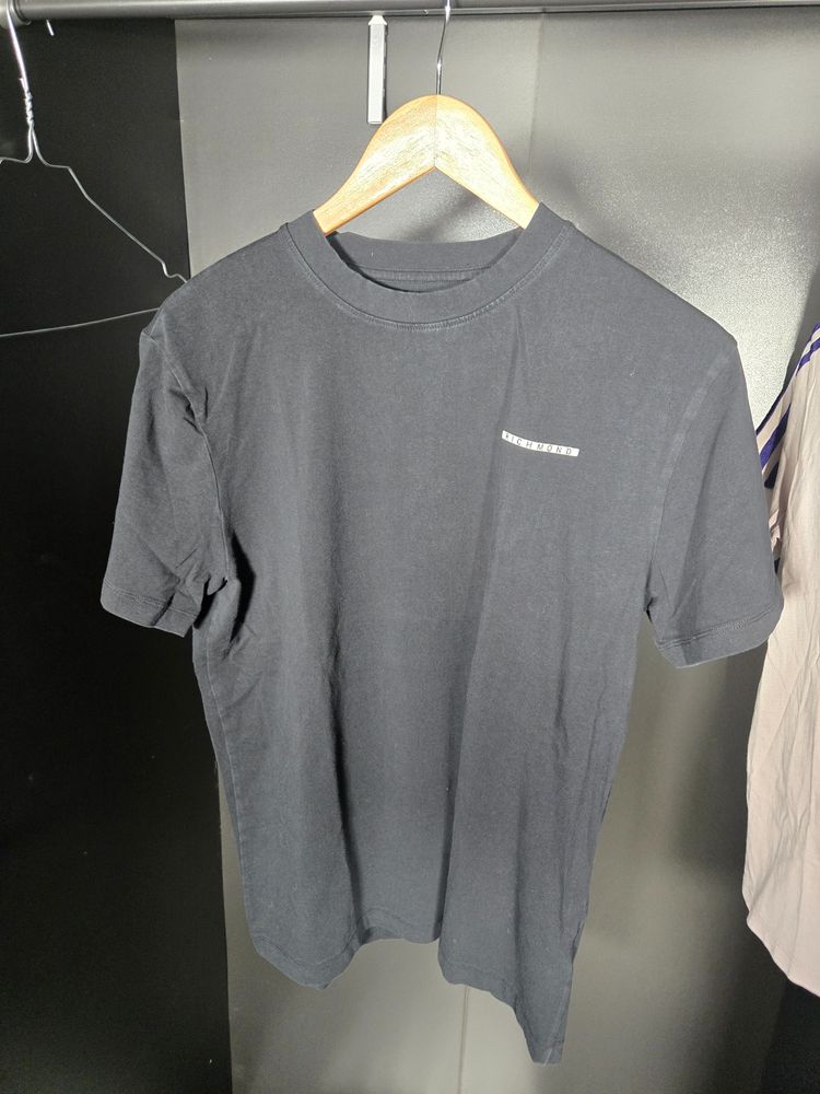 Immagine di Black T-Shirt 1
