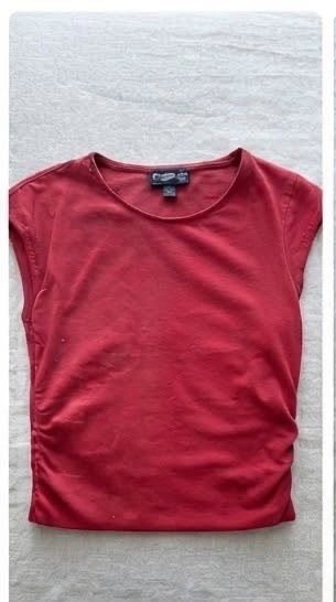 Red Sleeveless Top image 1