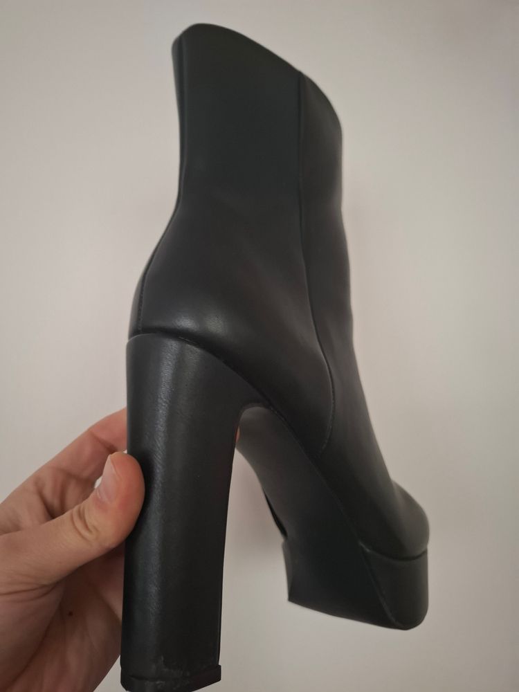 Black High-Heeled Ankle Boots Even&Odd  6