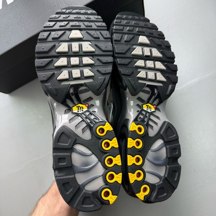 Immagine di Nike Air Max Plus TN UK 10.5 Cordura Dark Smoke Grey Black Trainers IM5983-070 3