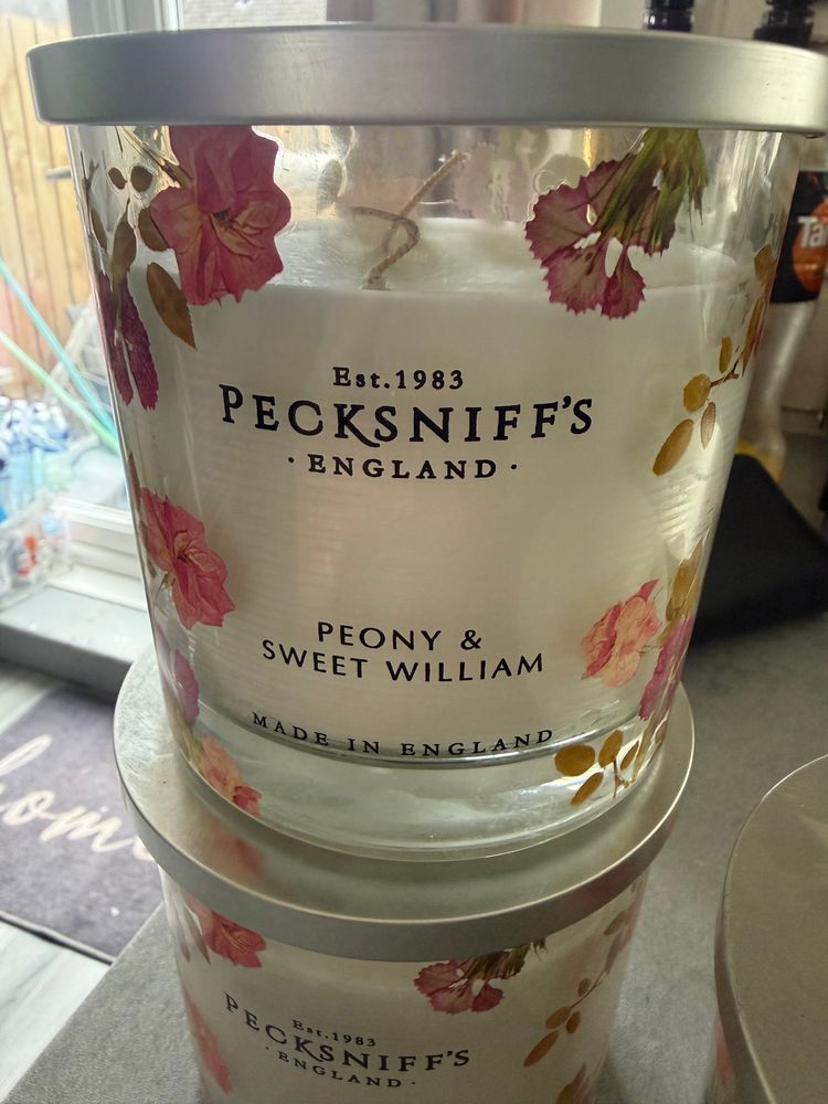 Pecksniff'S Peony & Sweet William Candle
