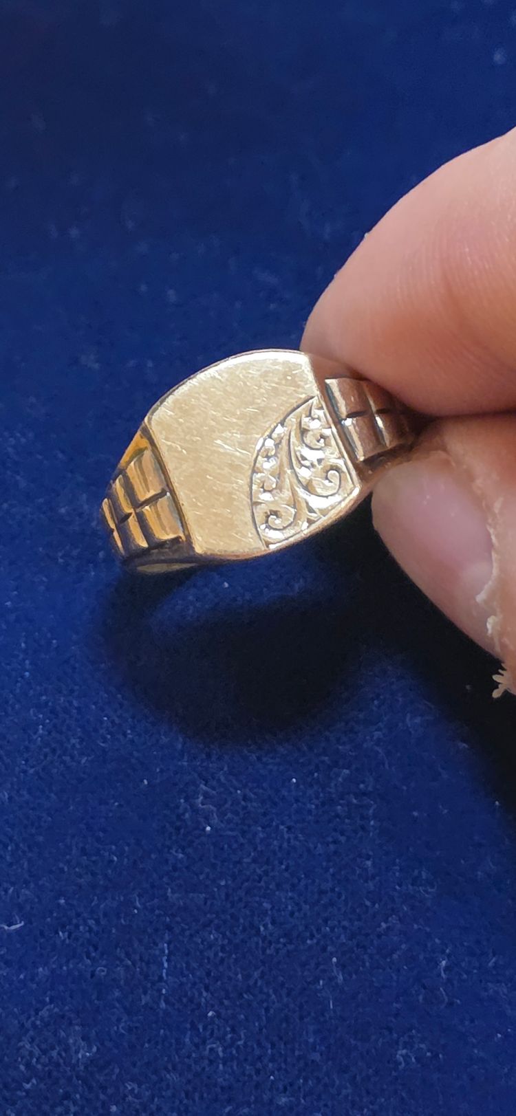 925 sterling silver gold plated Men'S Ring With Engraved Design image 1