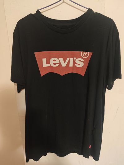 Levi'S Black T-Shirt