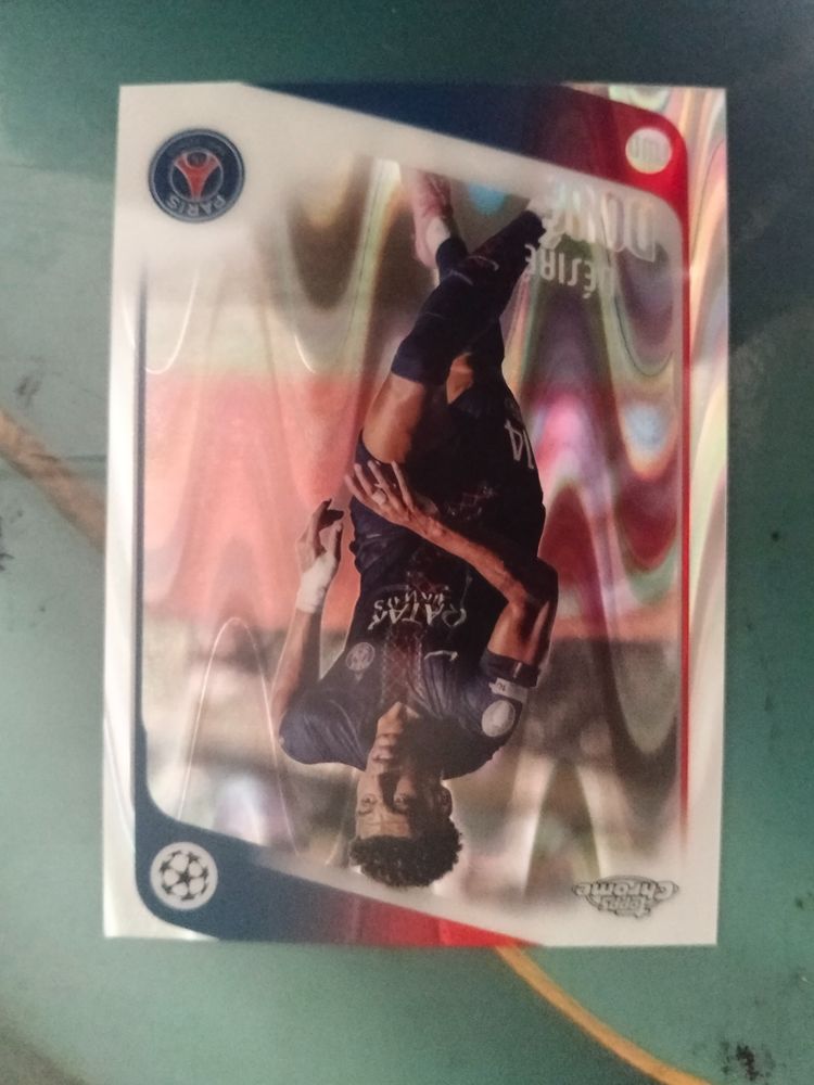 Paris Saint-Germain F.C. Paris Saint-Germain Football Trading Card product image