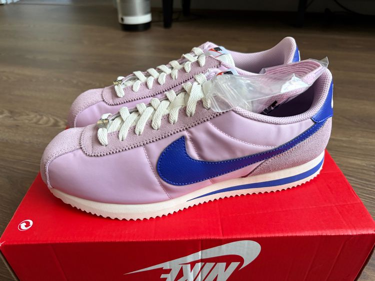 Nike Cortez Sneakers image 3