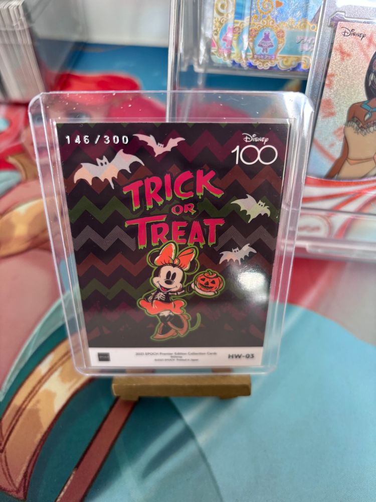 Epoch Disney 100 Trick Or Treat 146/300Collectible Card imagen 2
