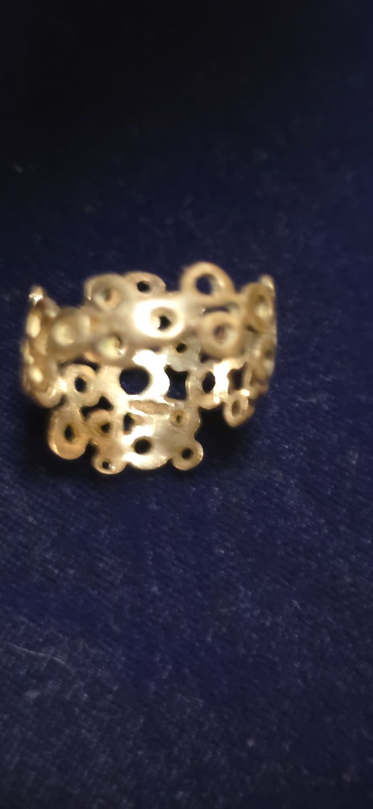 £20,  925 sterling Silver Openwork Ring size O image 6
