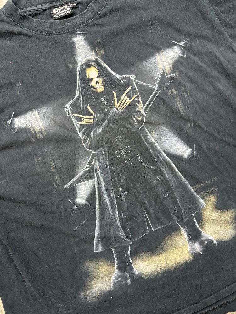 Spiral Black Graphic T-Shirt image 4