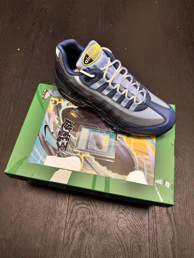 Nike Air Max 95 Yu Gi-Oh with promo card and box (brand new)