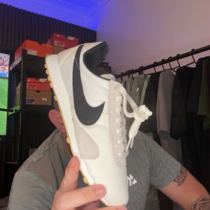 Nike 13 Nike Waffle Racer - UK6 product image