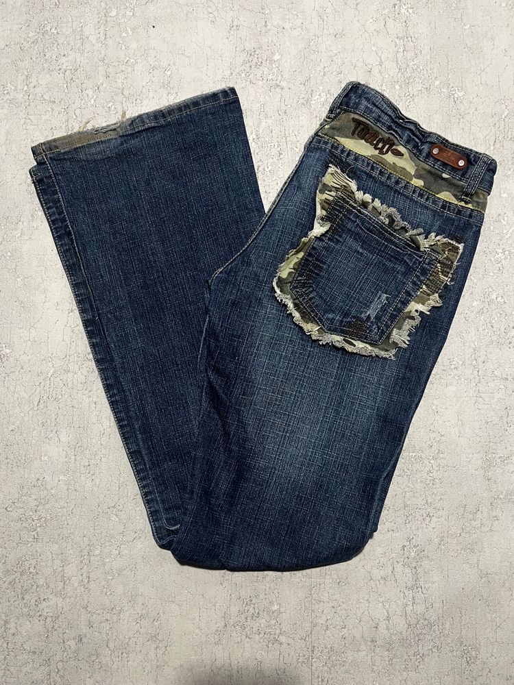 Moro custom flared jeans